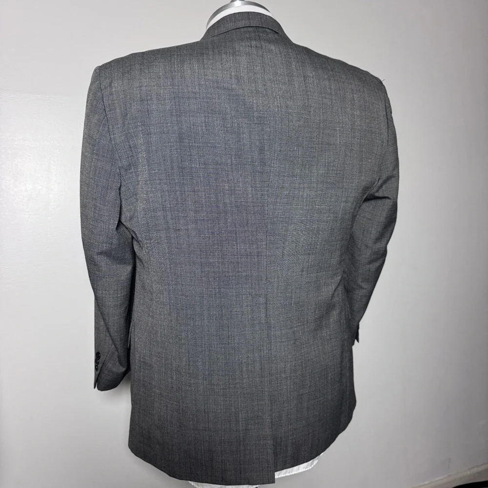 Hardy Amies Suit Mens‎ 48R 40x26.5 Grey Solid 2-Button Notch Lapel Wool Blend